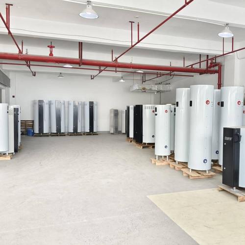 鹤山自由能电器厂从一家小型加工厂起步,专注于非电力家用器具的制造